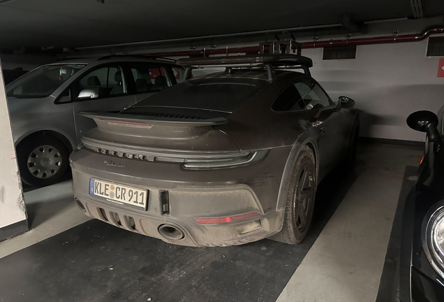 Porsche 992 Dakar