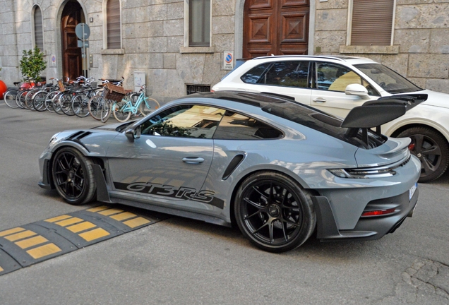 Porsche 992 GT3 RS Weissach Package