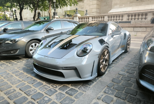 Porsche 992 GT3 RS Weissach Package