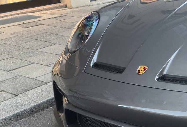 Porsche 992 GT3 Touring