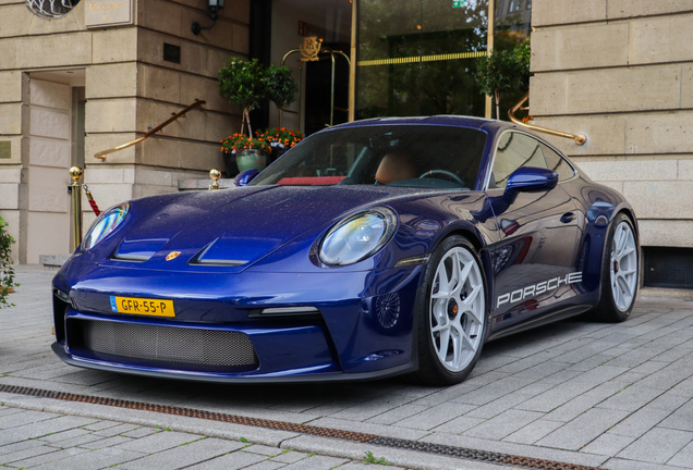 Porsche 992 S/T