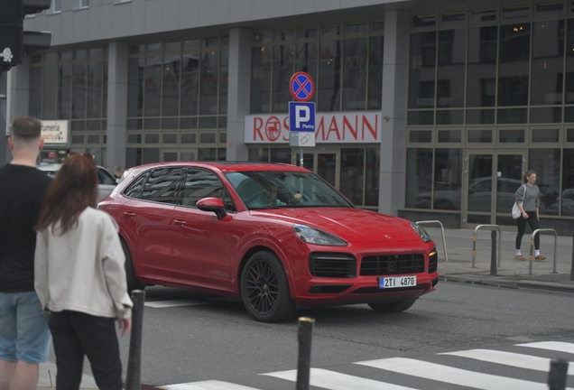 Porsche 9YA Cayenne GTS