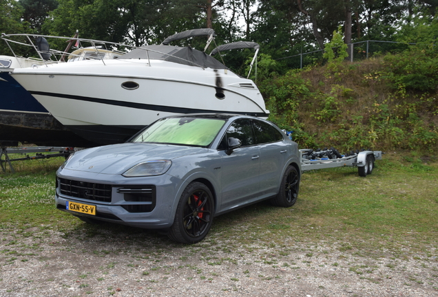 Porsche Cayenne Coupé Turbo E-Hybrid