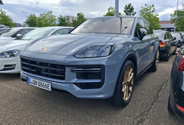 Porsche Cayenne Coupé Turbo E-Hybrid