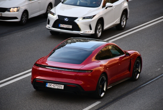Porsche Taycan GTS