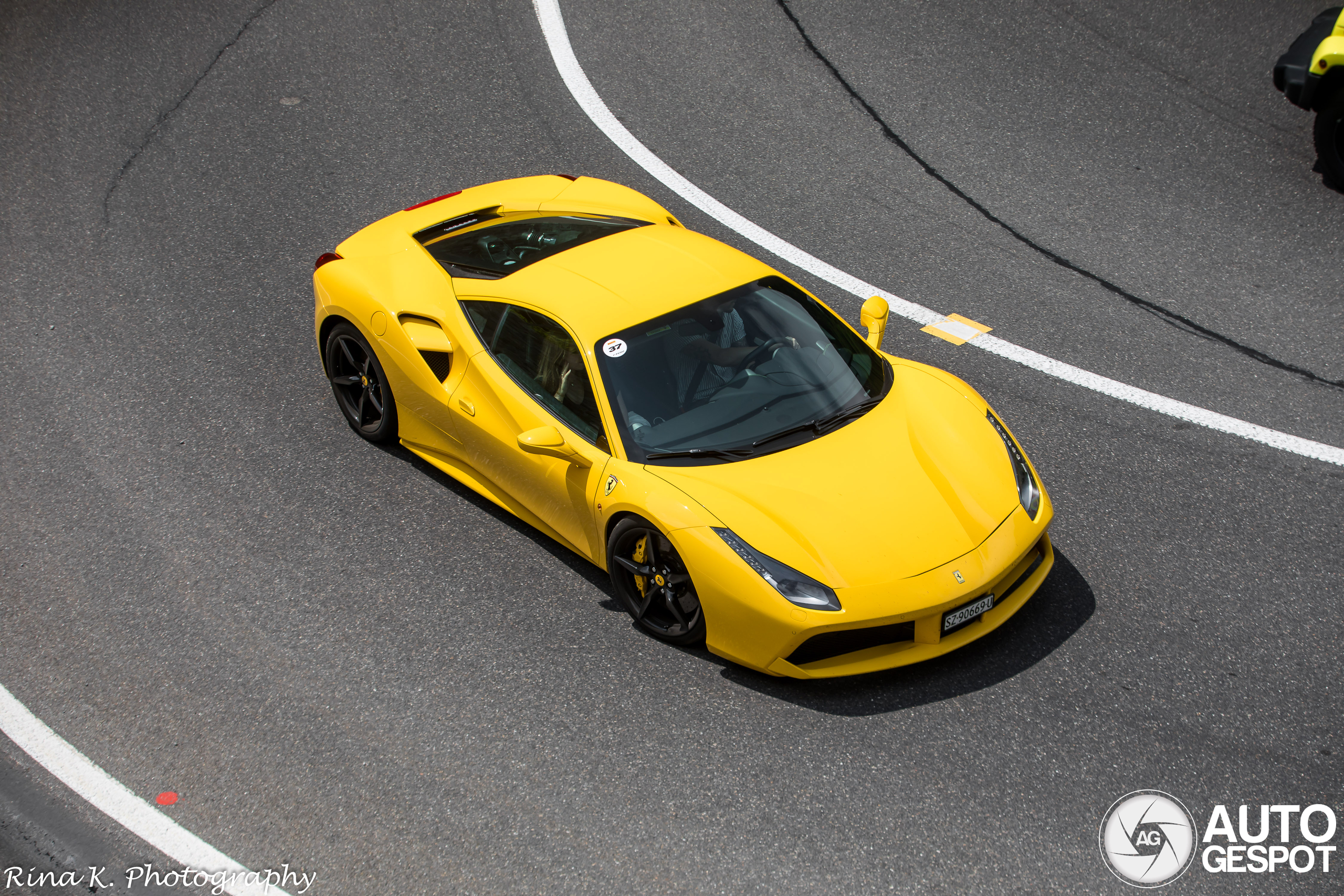 Triple yellow Ferrari sighting in the Swiss Alps
