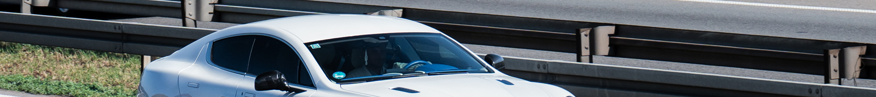 Aston Martin Rapide S