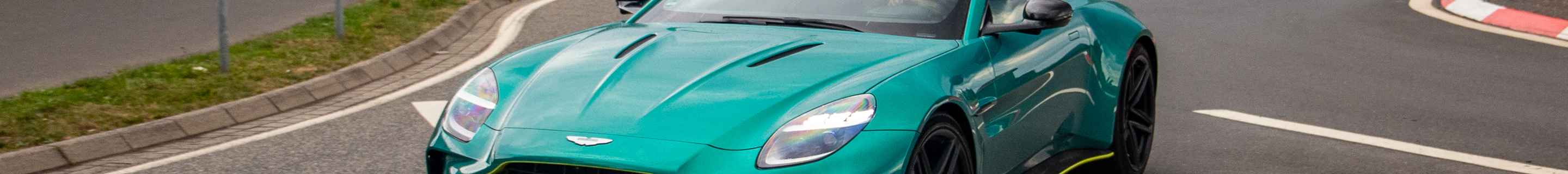 Aston Martin Vantage 2024