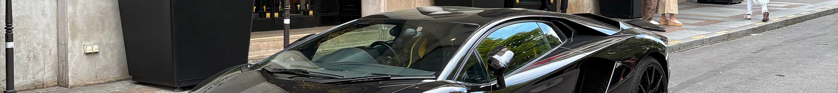 Lamborghini Aventador S LP740-4