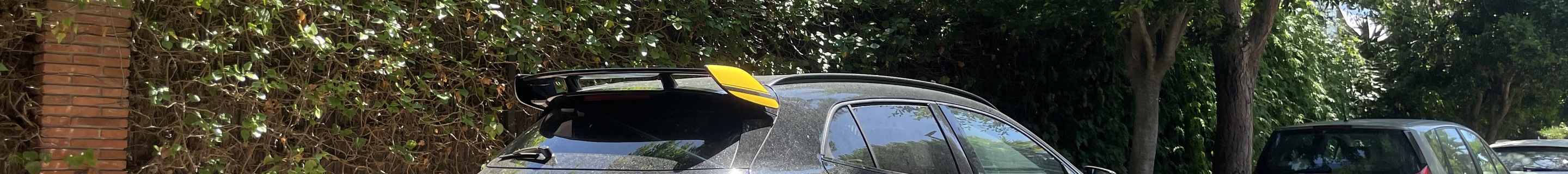 Mercedes-AMG GLA 45 X156 Yellow Night Edition