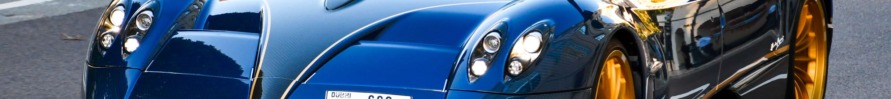 Pagani Huayra Roadster