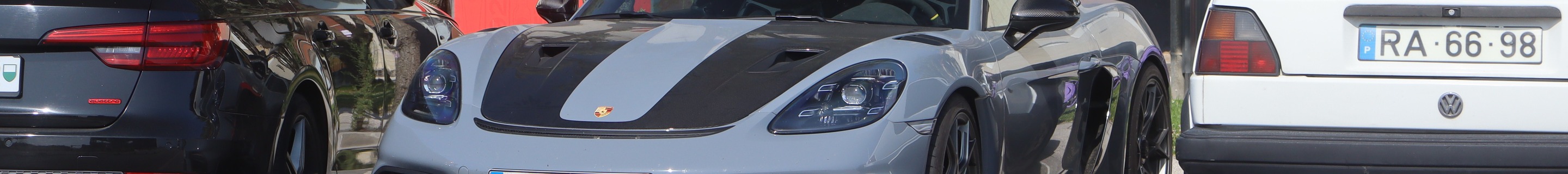 Porsche 718 Spyder RS Weissach Package