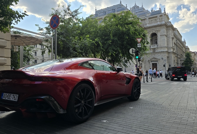 Aston Martin V8 Vantage 2018