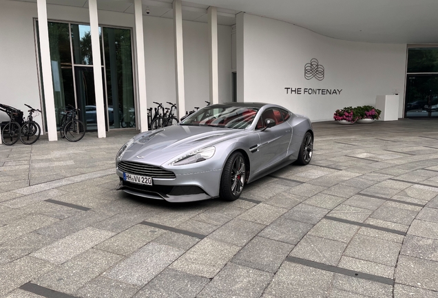Aston Martin Vanquish 2013