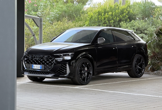 Audi RS Q8 2024