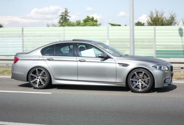BMW M5 F10 30 Jahre Edition