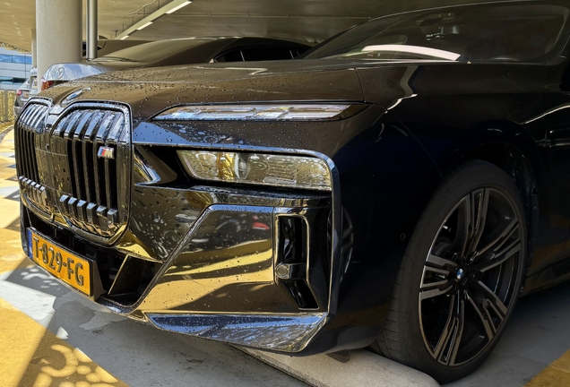 BMW M760e xDrive