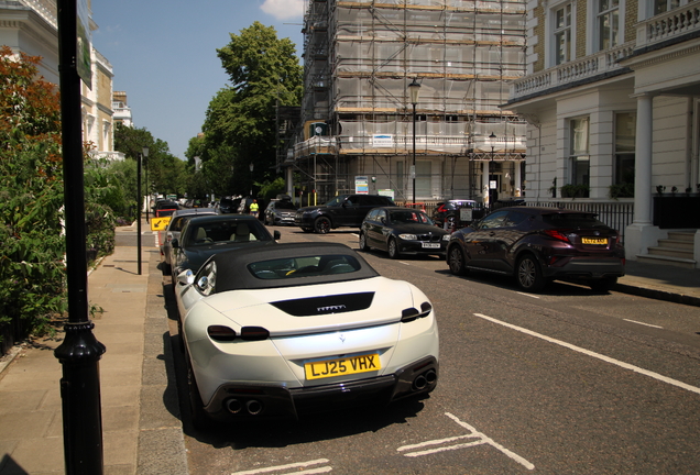 Ferrari Roma Spider