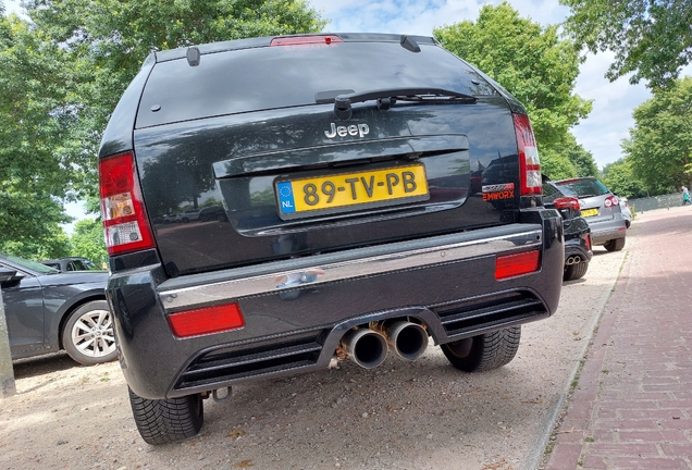 Jeep Grand Cherokee SRT-8 2005