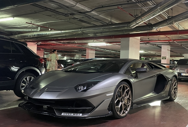 Lamborghini Aventador LP770-4 SVJ