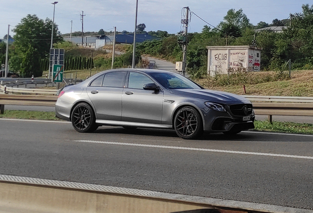 Mercedes-AMG E 63 S W213