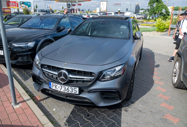 Mercedes-AMG E 63 S W213