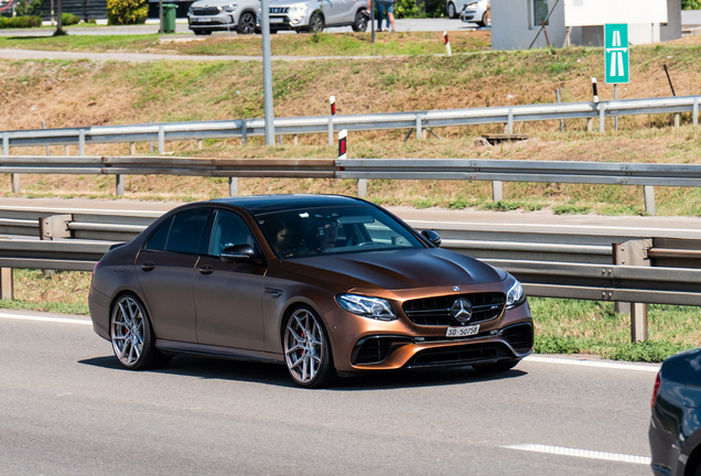 Mercedes-AMG E 63 S W213