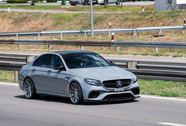Mercedes-AMG E 63 S W213