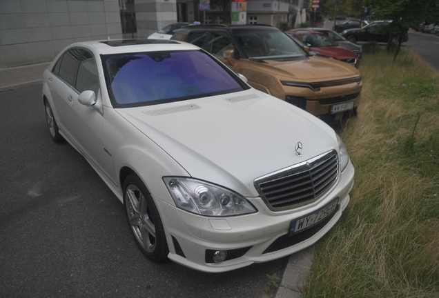 Mercedes-Benz S 63 AMG W221