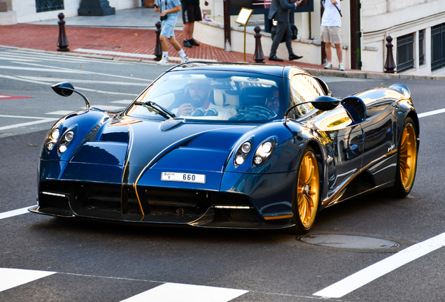 Pagani Huayra Roadster