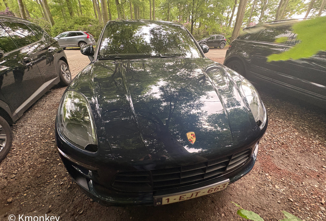 Porsche 95B Macan GTS