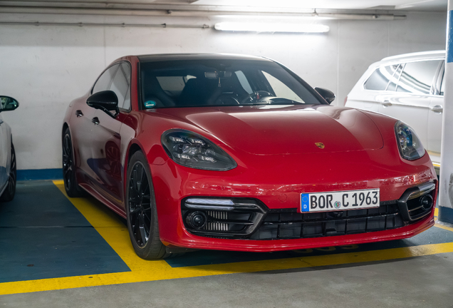 Porsche 971 Panamera GTS MkII