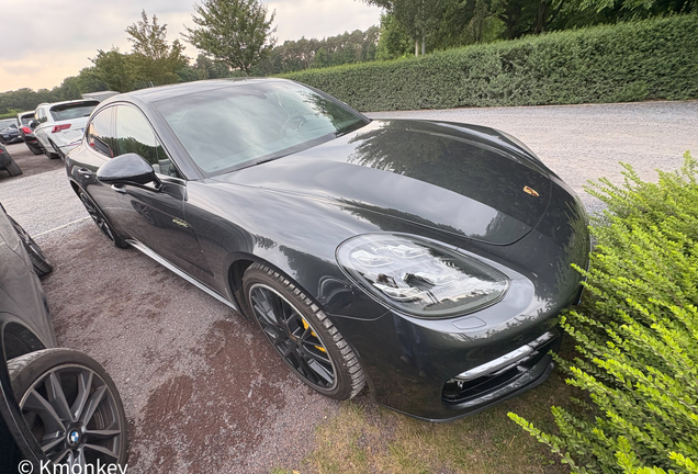 Porsche 971 Panamera Turbo S E-Hybrid