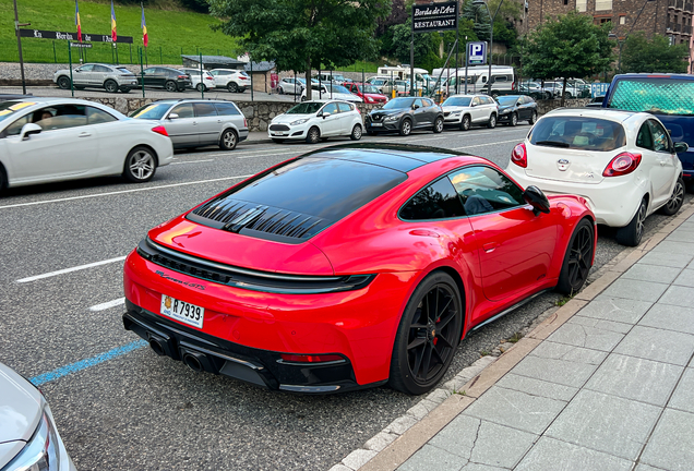 Porsche 992 Carrera 4 GTS MkII