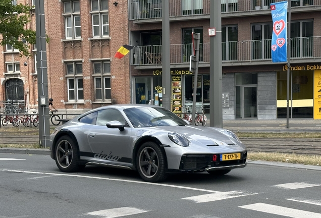 Porsche 992 Dakar