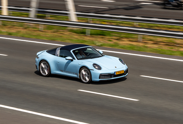 Porsche 992 Targa 4S