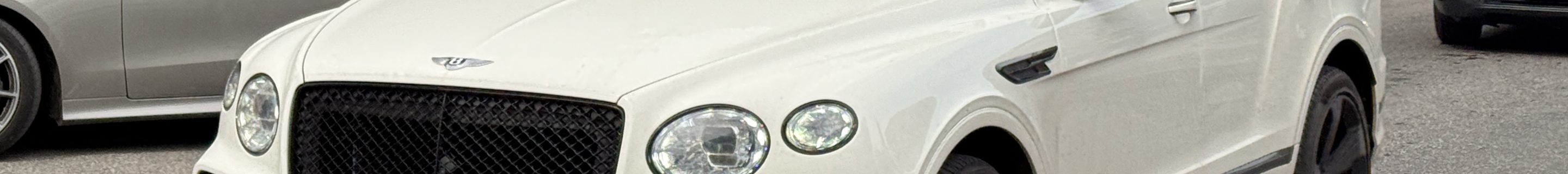 Bentley Bentayga Azure