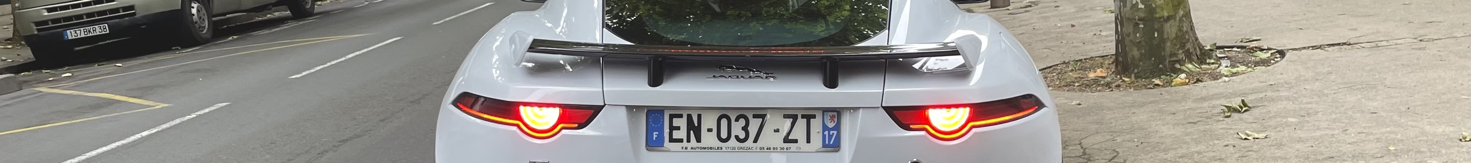 Jaguar F-TYPE SVR Coupé 2017