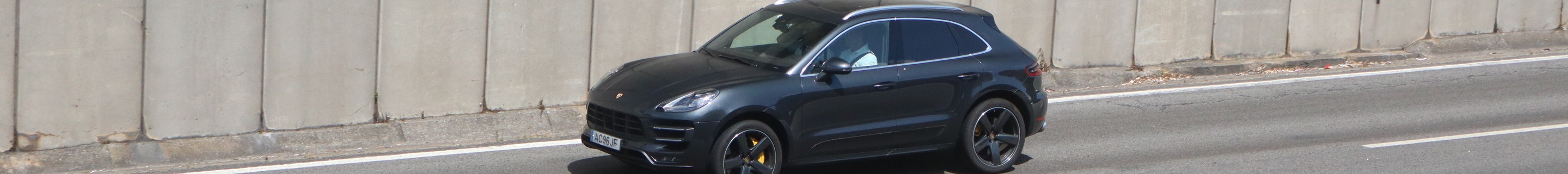 Porsche 95B Macan Turbo MkI