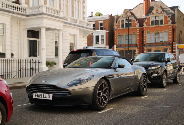 Aston Martin DB11 V8 Volante