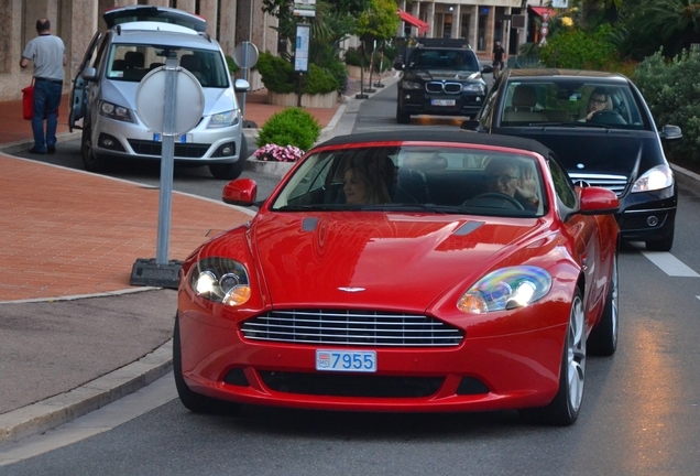 Aston Martin DB9 Volante 2010