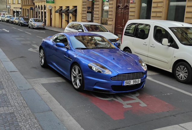Aston Martin DBS