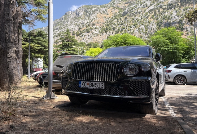 Bentley Bentayga Azure 2024