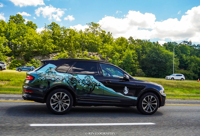 Bentley Bentayga V8 2021