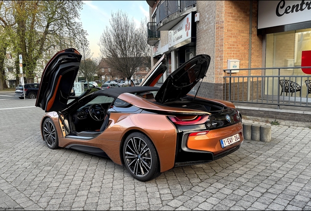 BMW i8 Roadster
