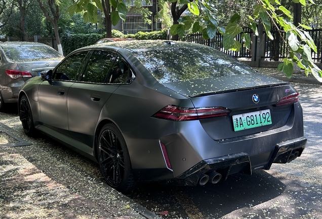 BMW M5 G90