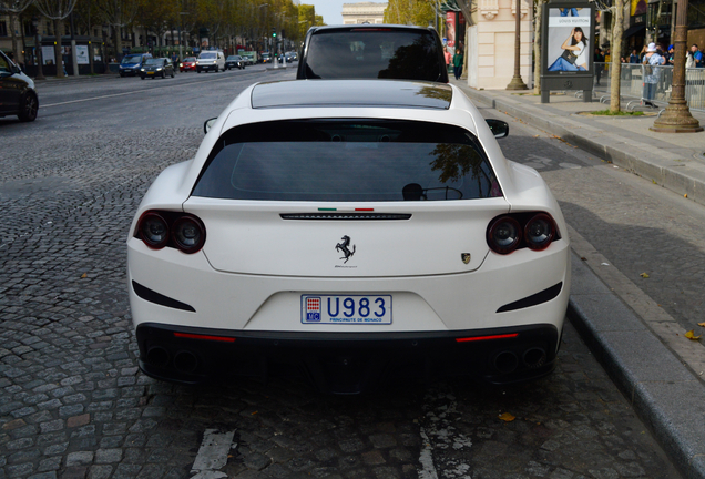 Ferrari GTC4Lusso T