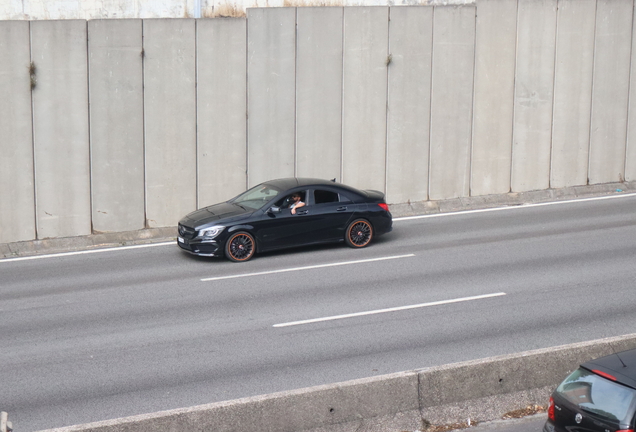 Mercedes-Benz CLA 45 AMG C117