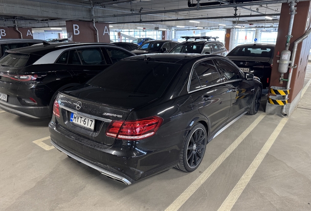 Mercedes-Benz E 63 AMG S W212