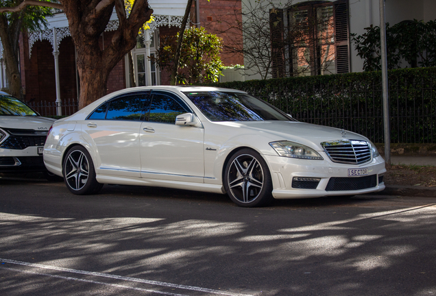 Mercedes-Benz S 63 AMG W221 2010